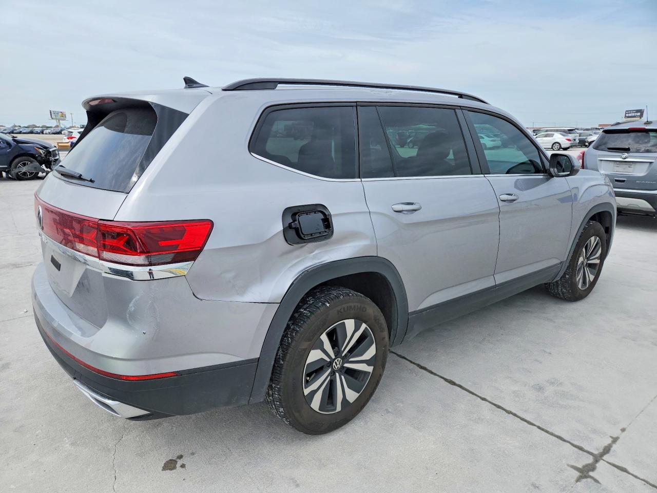 2025 Volkswagen Atlas Se Серебряный vin: 1V2DR2CAXSC543122