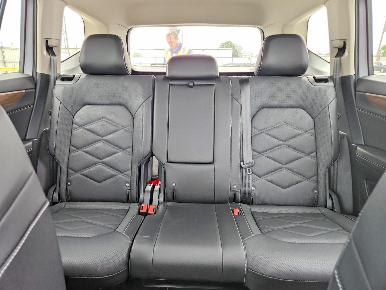 2025 Volkswagen Atlas Se Серебряный vin: 1V2DR2CAXSC543122