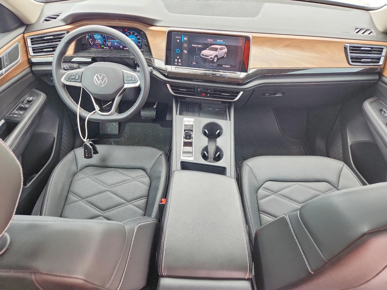 2025 Volkswagen Atlas Se Серебряный vin: 1V2DR2CAXSC543122