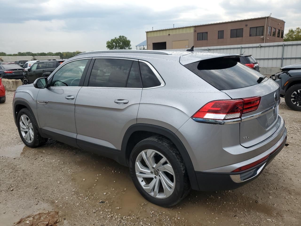 2020 Volkswagen Atlas Cross Sport Sel Silver vin: 1V2EC2CA5LC229577