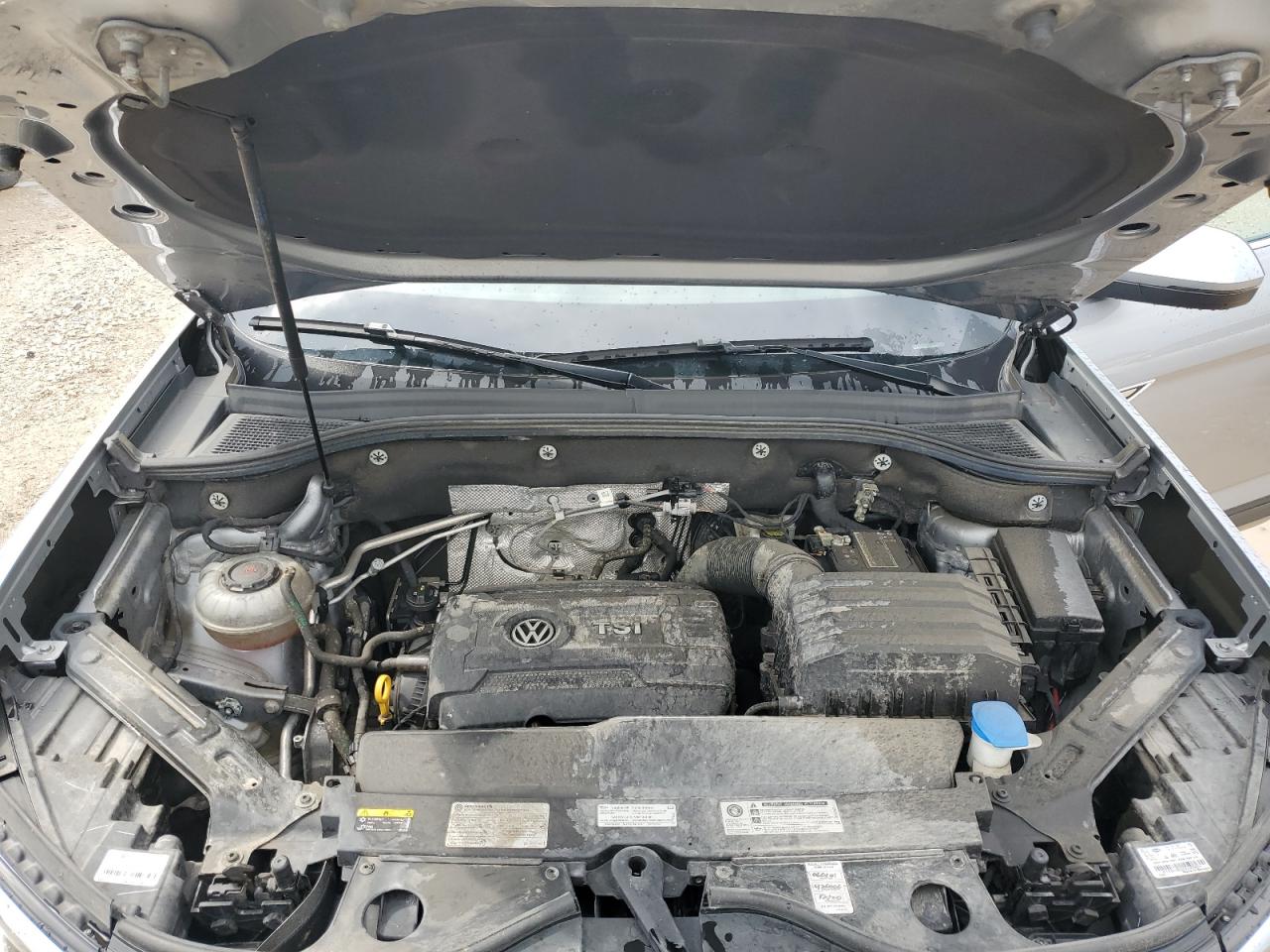 2020 Volkswagen Atlas Cross Sport Sel Silver vin: 1V2EC2CA5LC229577