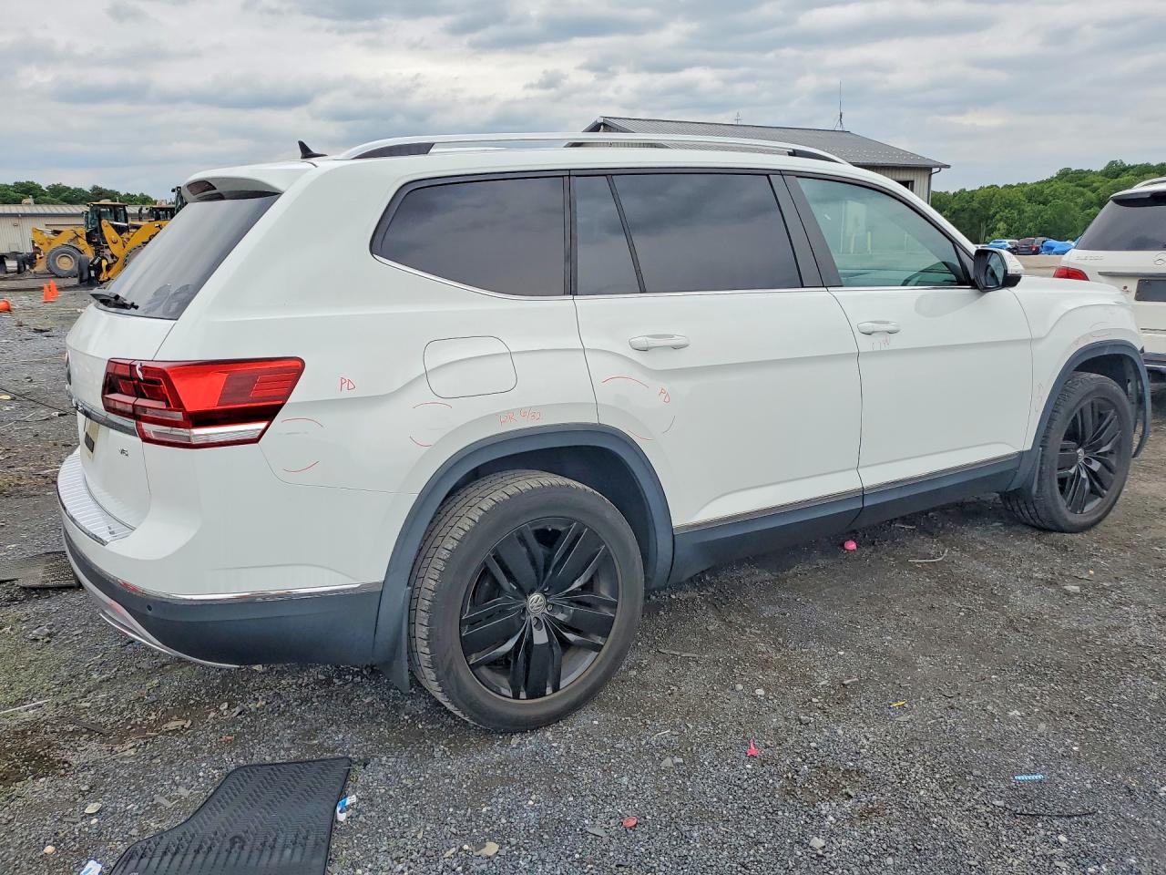2018 Volkswagen Atlas Sel White vin: 1V2ER2CA2JC533784