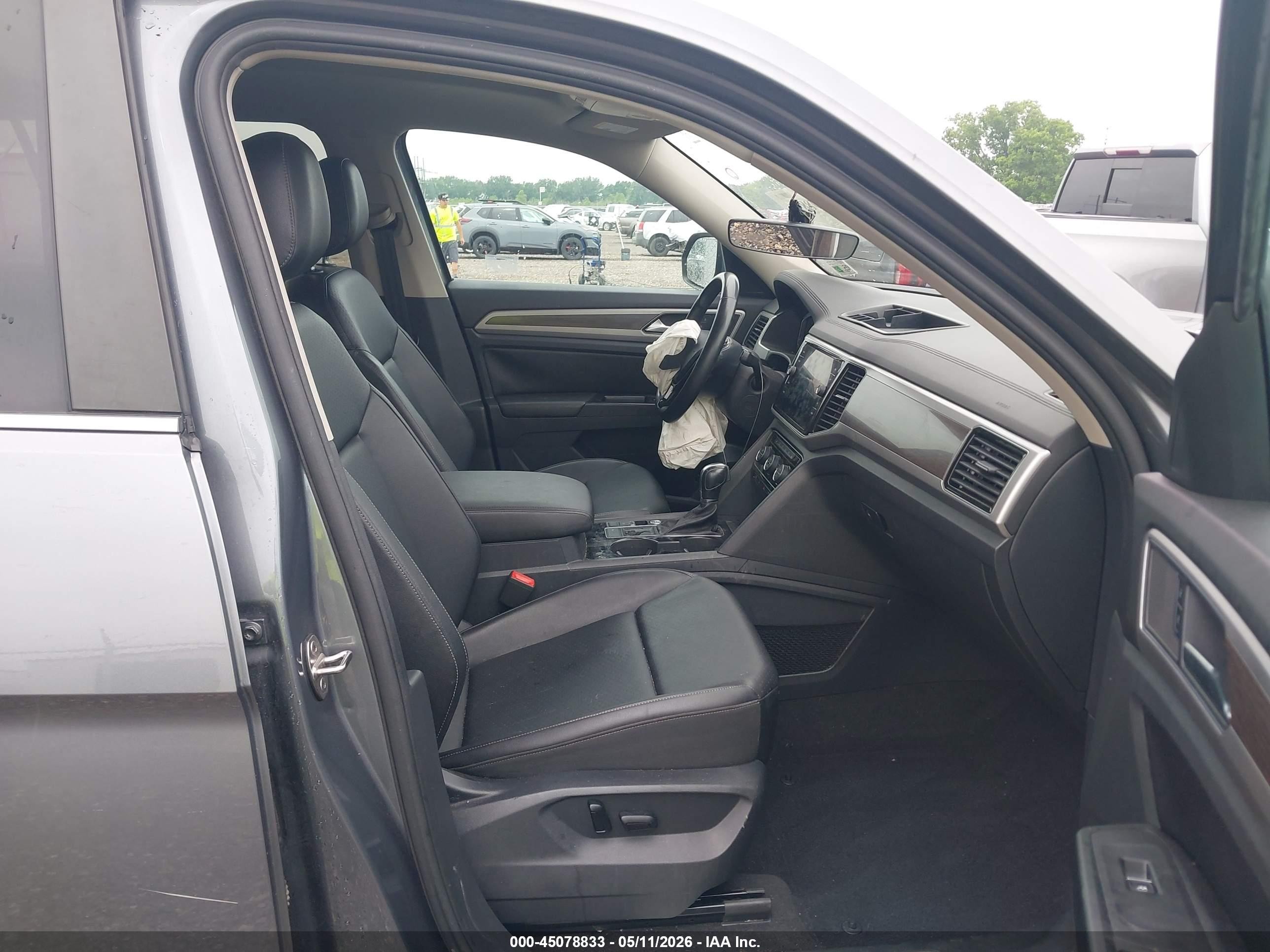 2019 Volkswagen Atlas 3.6l V6 Sel Gray vin: 1V2ER2CA4KC582809
