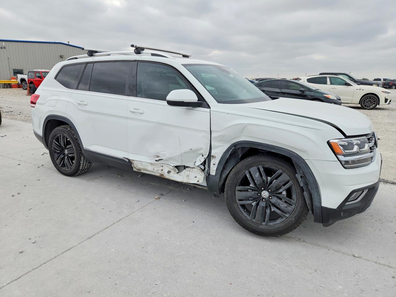 2019 Volkswagen Atlas Sel White vin: 1V2ER2CA7KC618119