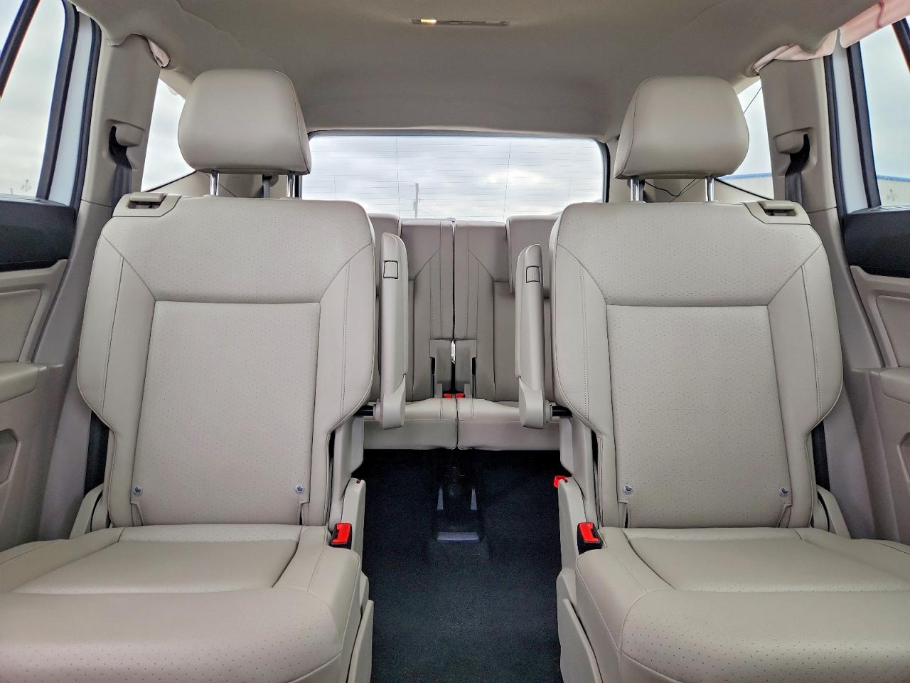 2019 Volkswagen Atlas Sel White vin: 1V2ER2CA7KC618119