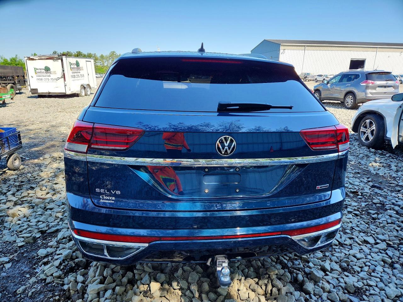 2022 Volkswagen Atlas Cross Sport Sel Premium R-line Blue vin: 1V2FE2CA8NC216002