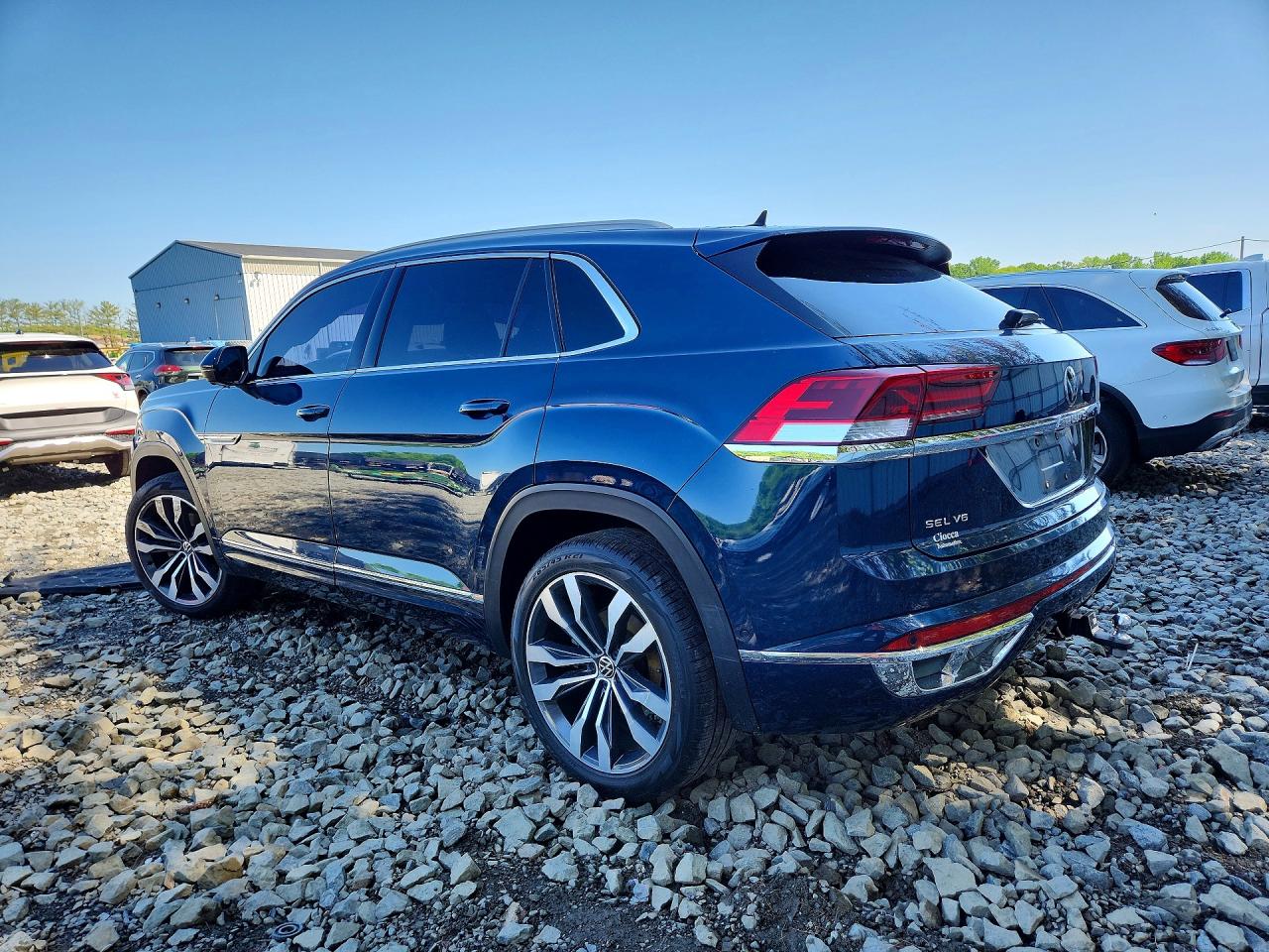 2022 Volkswagen Atlas Cross Sport Sel Premium R-line Blue vin: 1V2FE2CA8NC216002