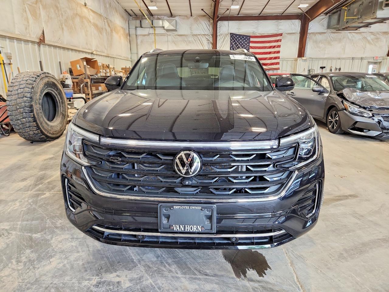 2024 Volkswagen Atlas Cross Sport Sel Premium R-line Black vin: 1V2FE2CAXRC236404