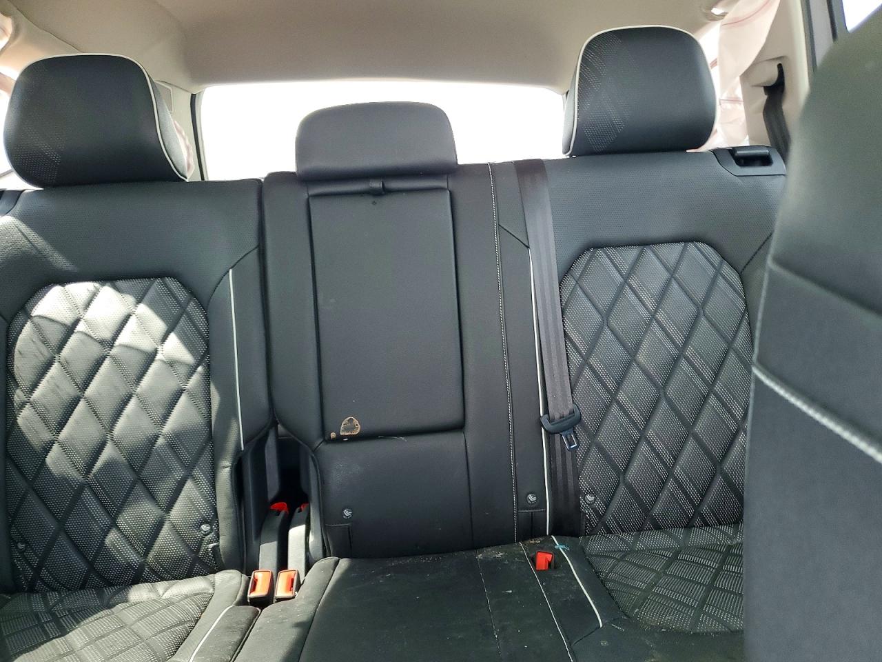 2026 Volkswagen Atlas Sel Premium R-line Серебряный vin: 1V2FN2CA8TC538670