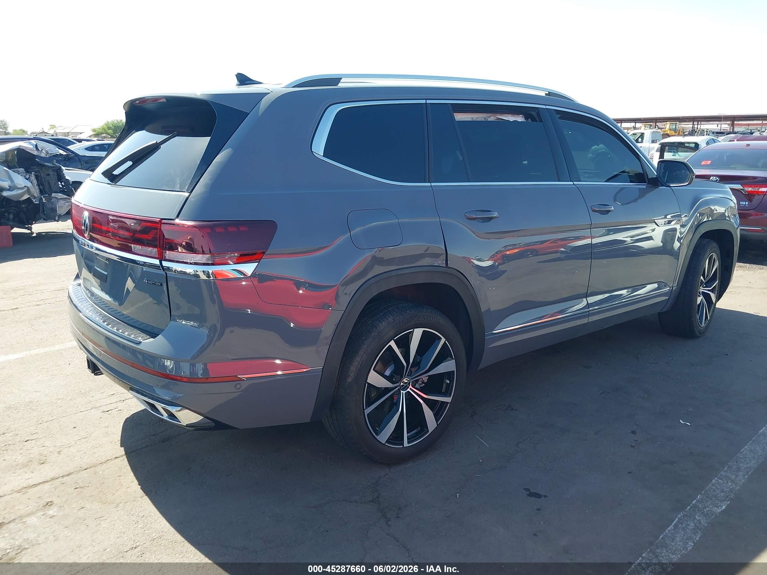 2026 Volkswagen Atlas Sel Premium R-line Gray vin: 1V2FN2CAXTC504018