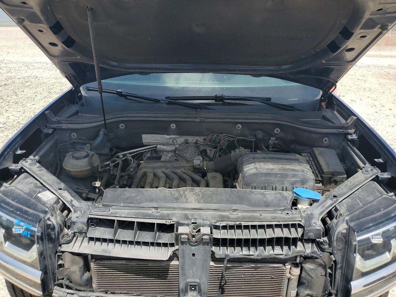 2018 Volkswagen Atlas Se Blue vin: 1V2FR2CA0JC575424