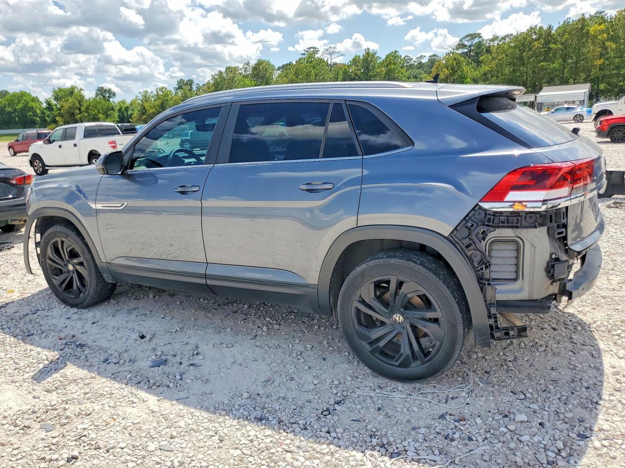 2020 Volkswagen Atlas Cross Sport S Gray vin: 1V2GC2CA2LC223082