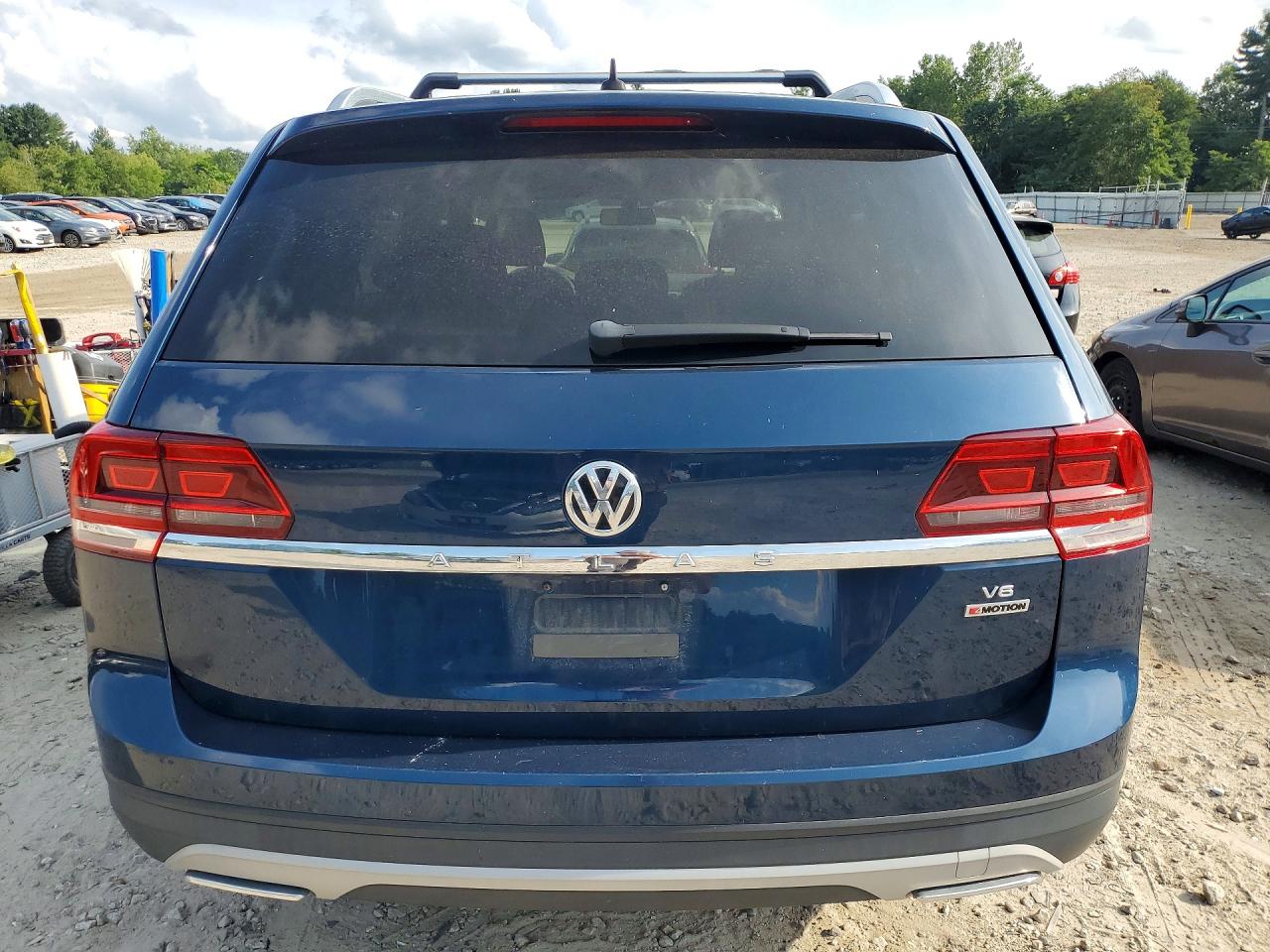2019 Volkswagen Atlas S Teal vin: 1V2GR2CAXKC541884