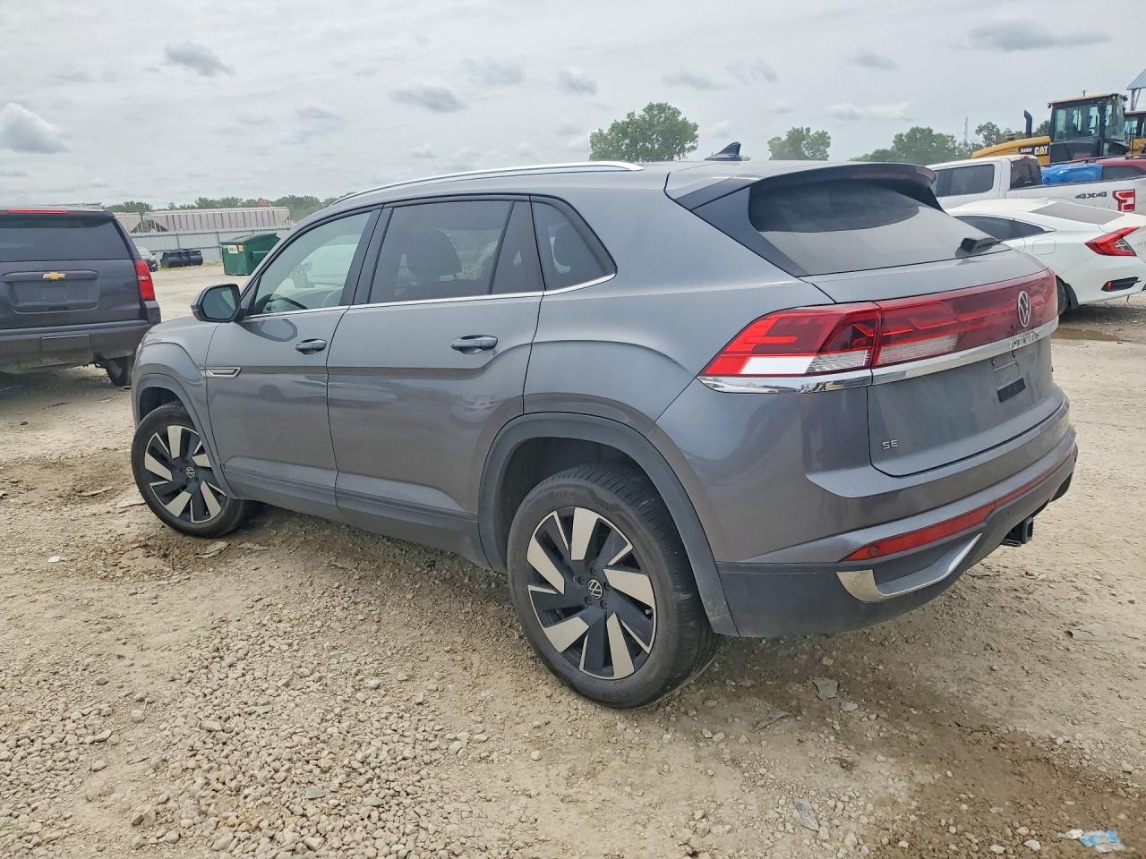 2024 Volkswagen Atlas Cross Sport Se Gray vin: 1V2HE2CA3RC230145