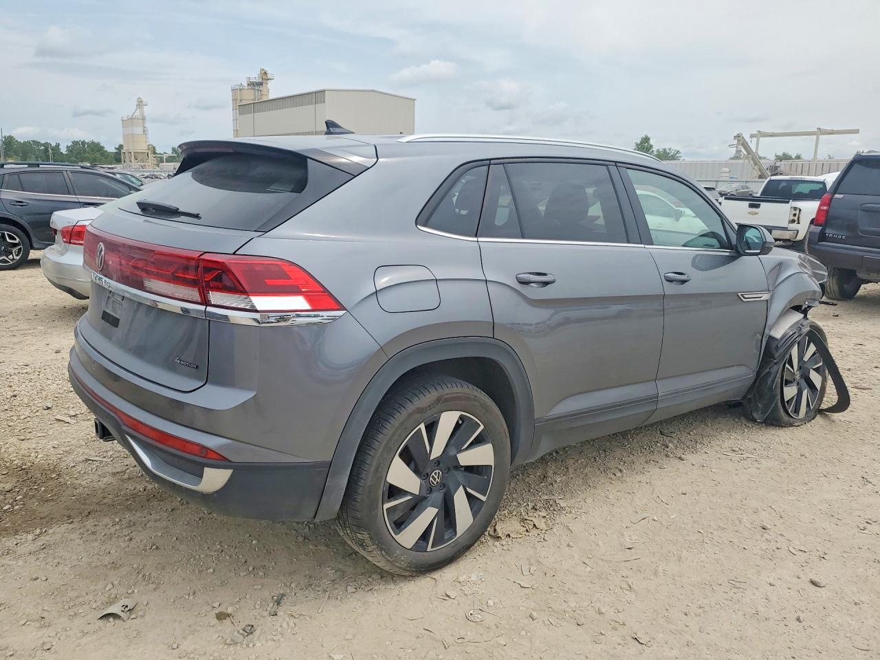 2024 Volkswagen Atlas Cross Sport Se Gray vin: 1V2HE2CA3RC230145