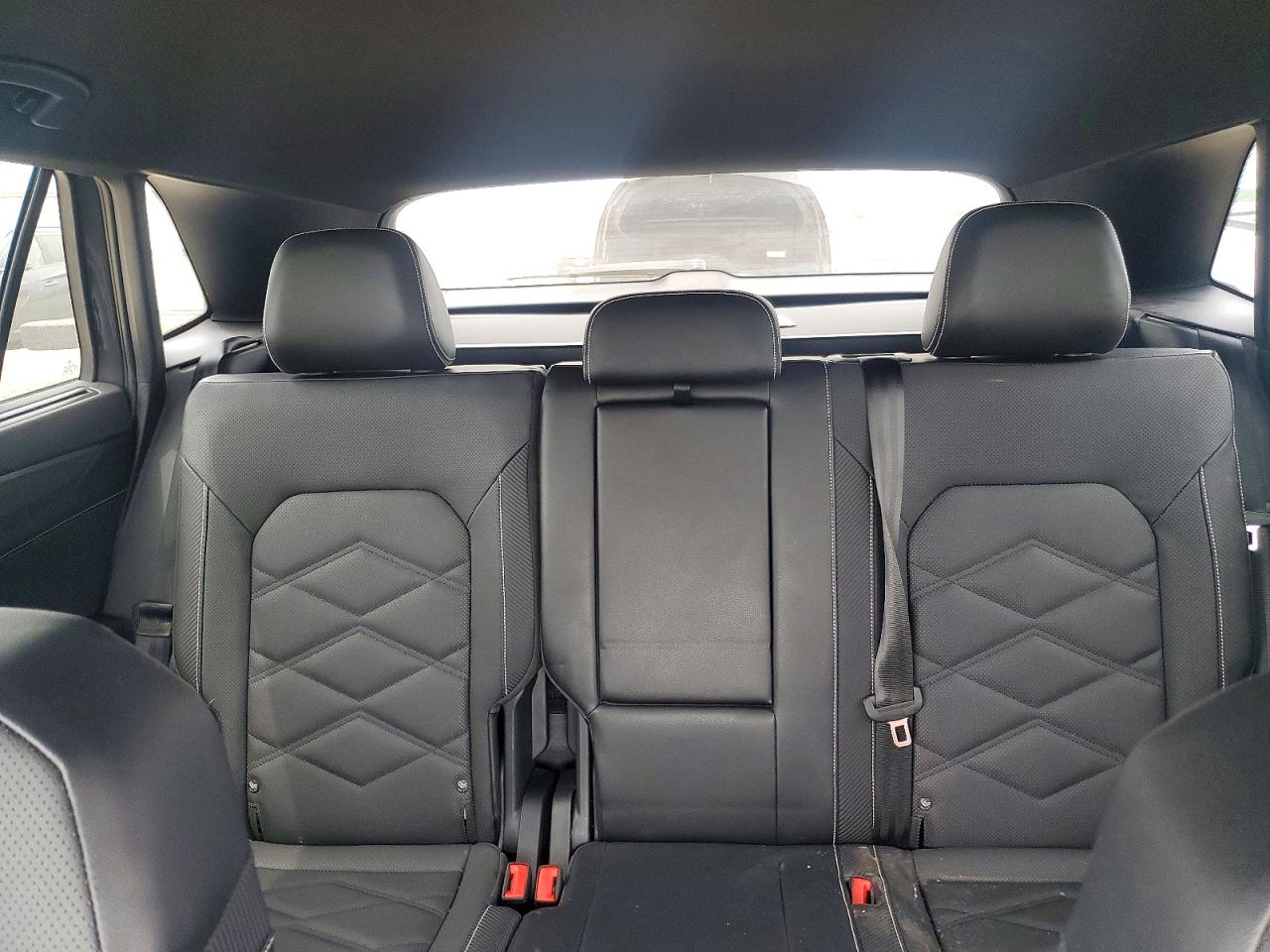 2024 Volkswagen Atlas Cross Sport Se Gray vin: 1V2HE2CA3RC230145