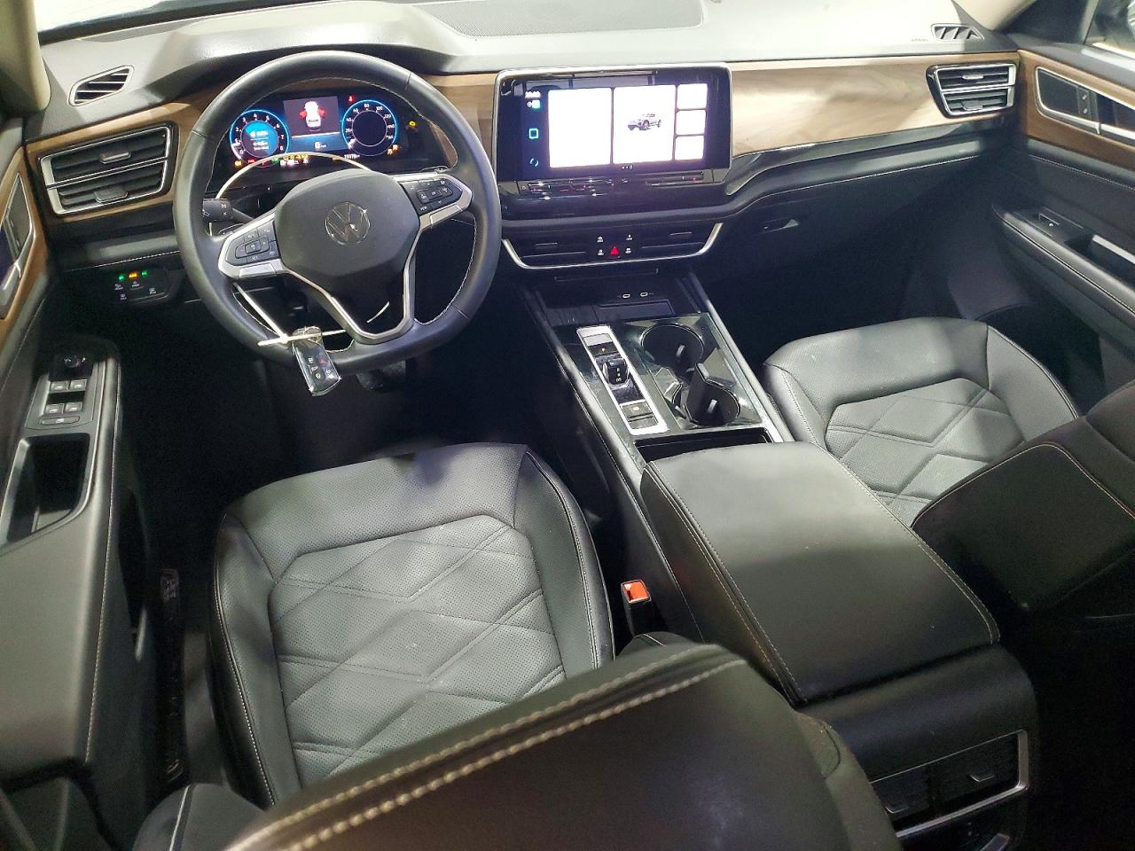 2026 Volkswagen Atlas Se Gray vin: 1V2HN2CA2TC527253