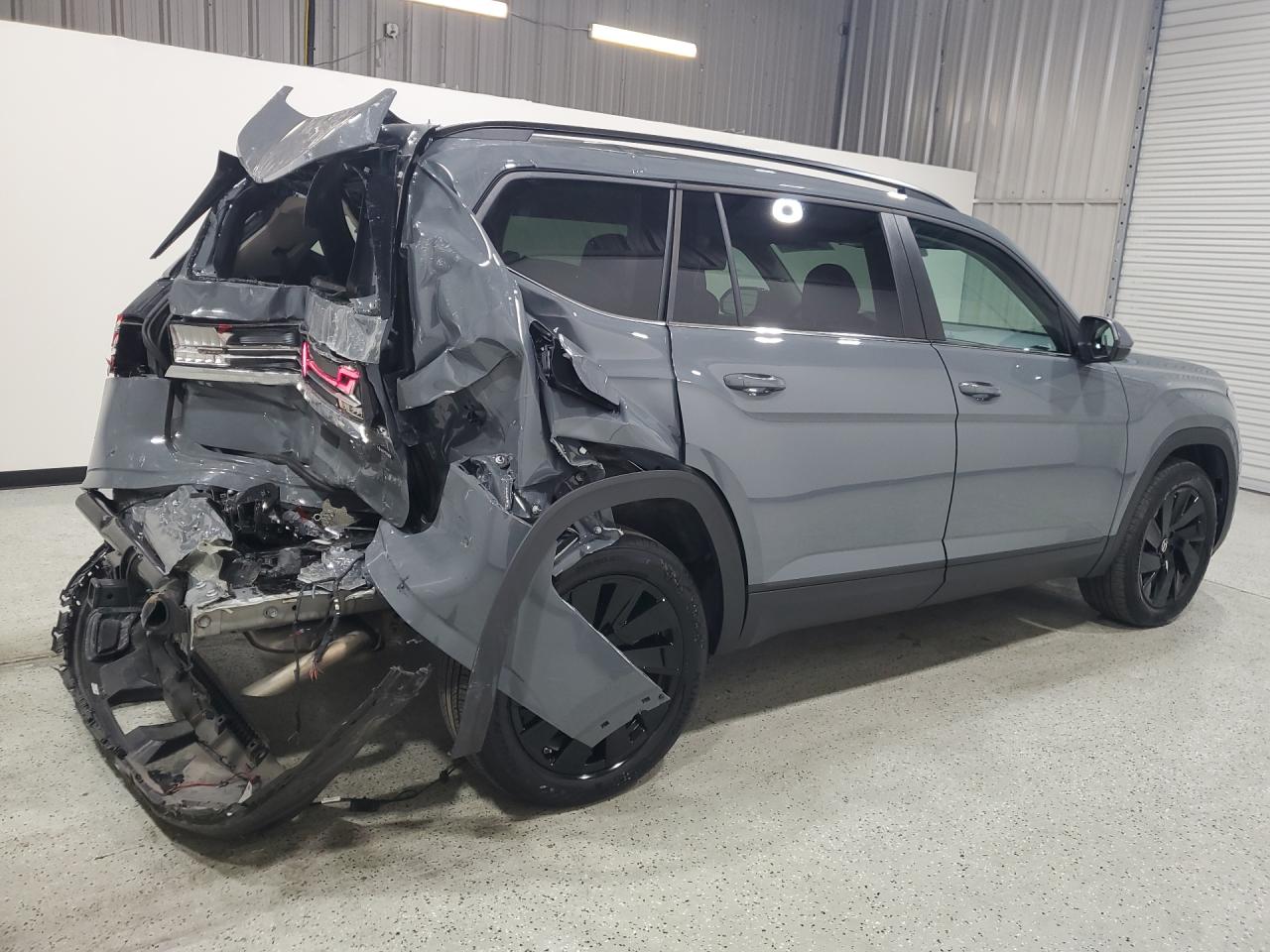 2026 Volkswagen Atlas Se Gray vin: 1V2HN2CA2TC527253 Damage: Right Rear Door, Broken, Replacement Required