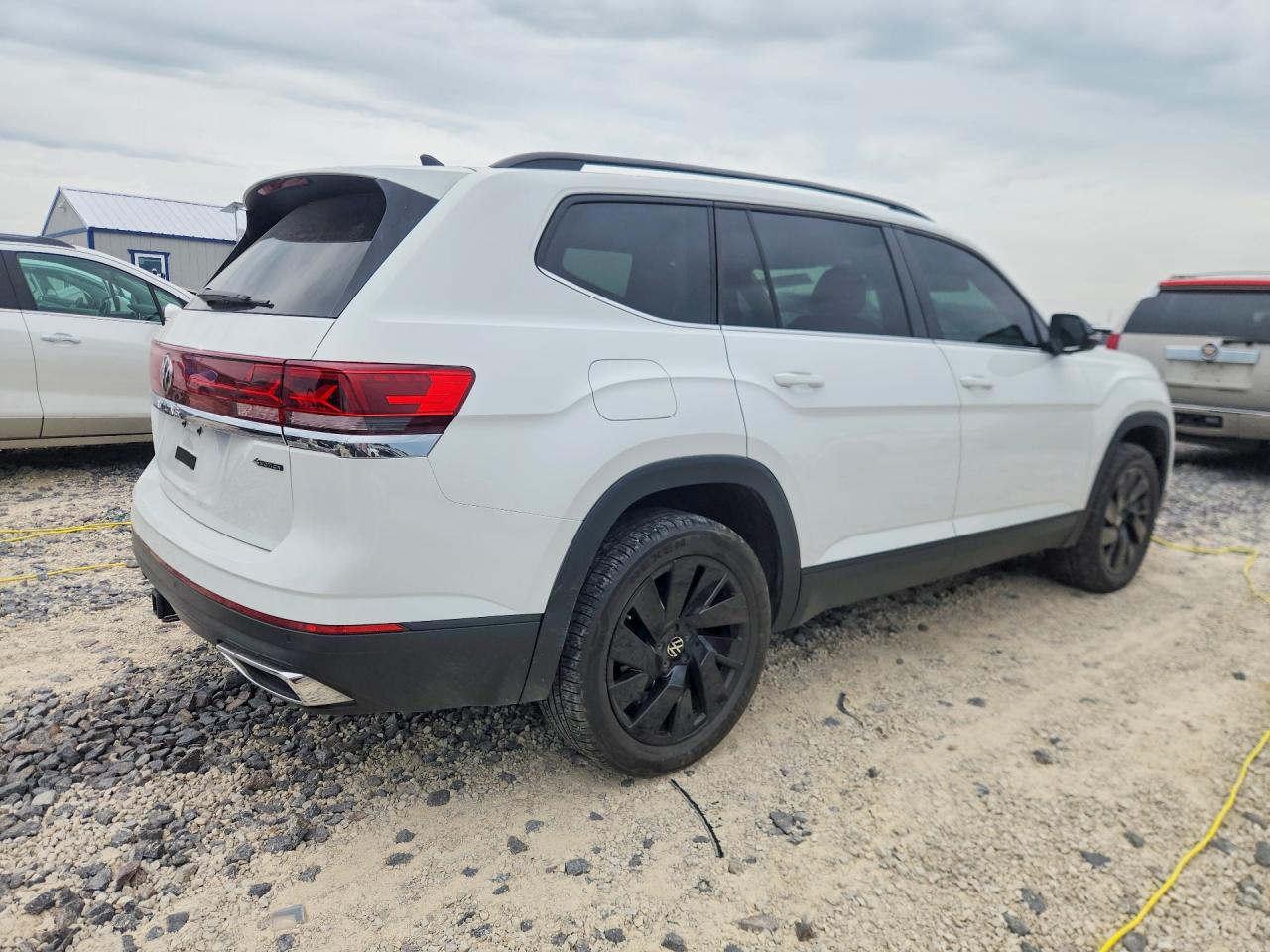 2024 Volkswagen Atlas Se White vin: 1V2HR2CA0RC545215