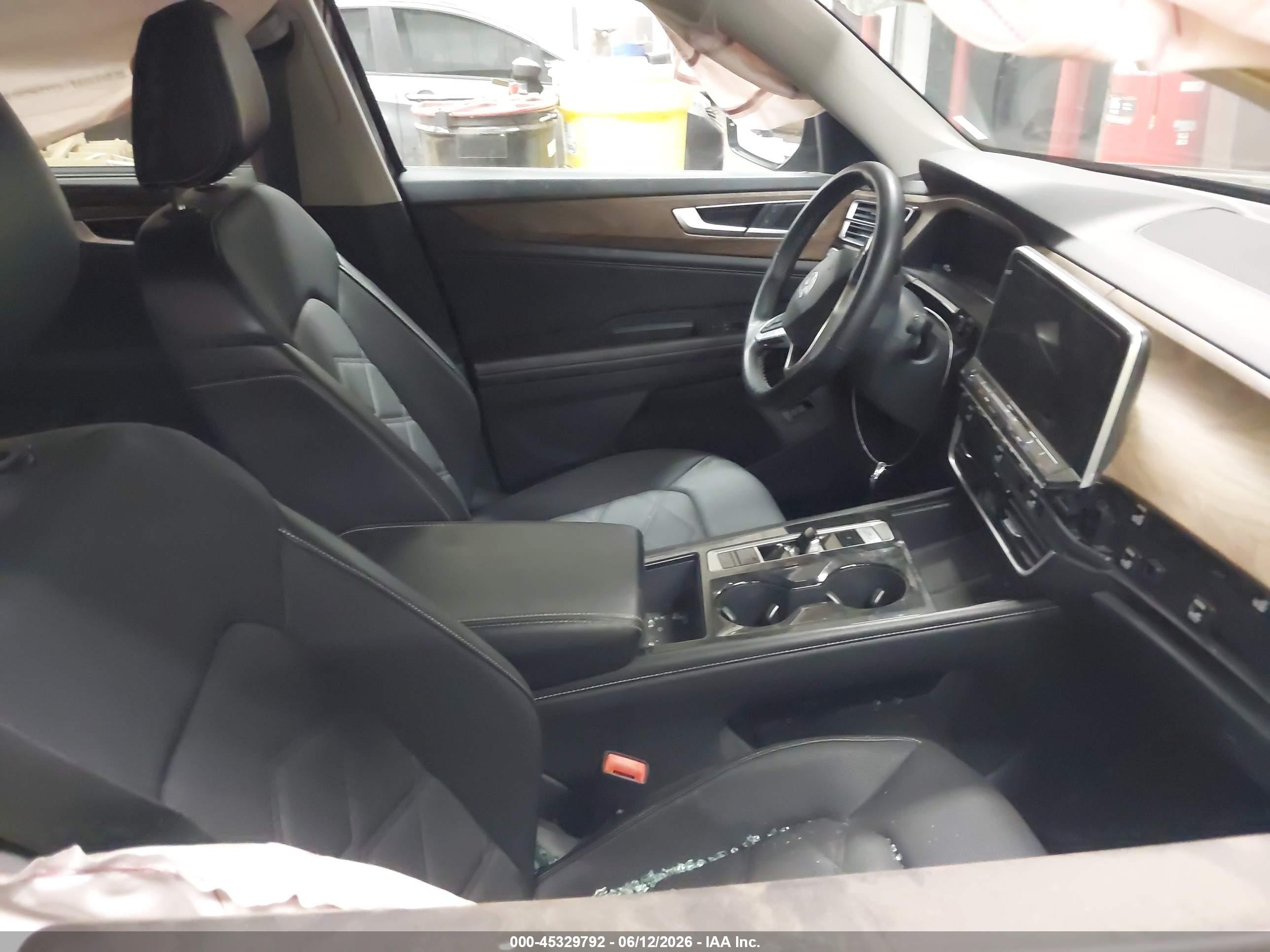 2024 Volkswagen Atlas 2.0t Se W/technology Black vin: 1V2HR2CA4RC575799