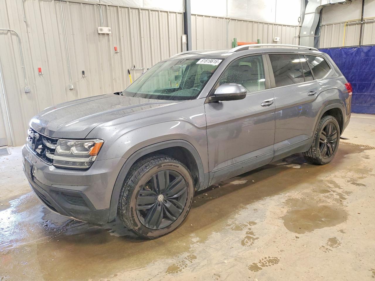 2018 Volkswagen Atlas Gray vin: 1V2HR2CAXJC514039