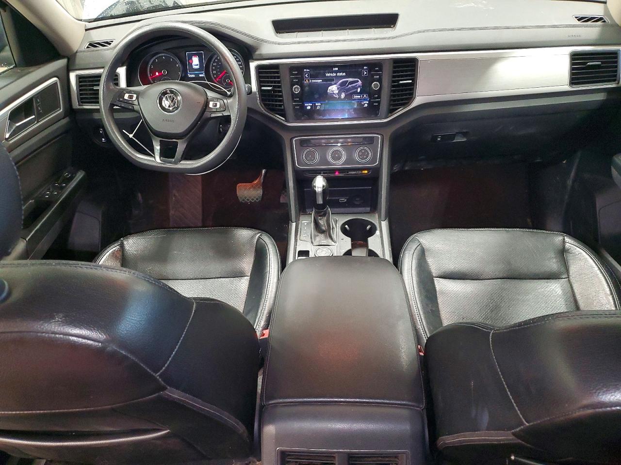 2018 Volkswagen Atlas Gray vin: 1V2HR2CAXJC514039