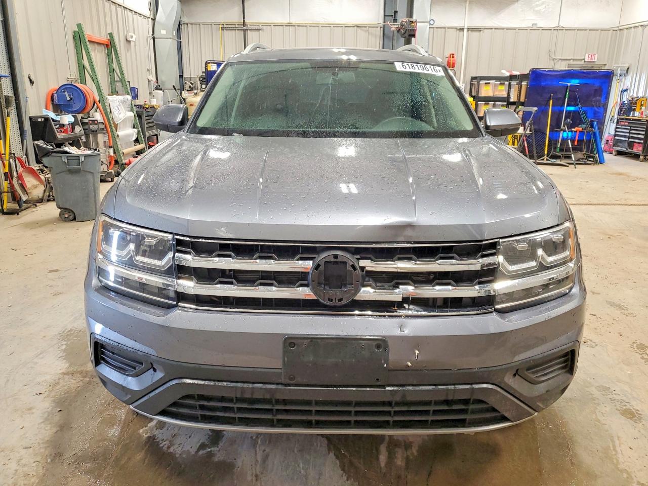 2018 Volkswagen Atlas Gray vin: 1V2HR2CAXJC514039
