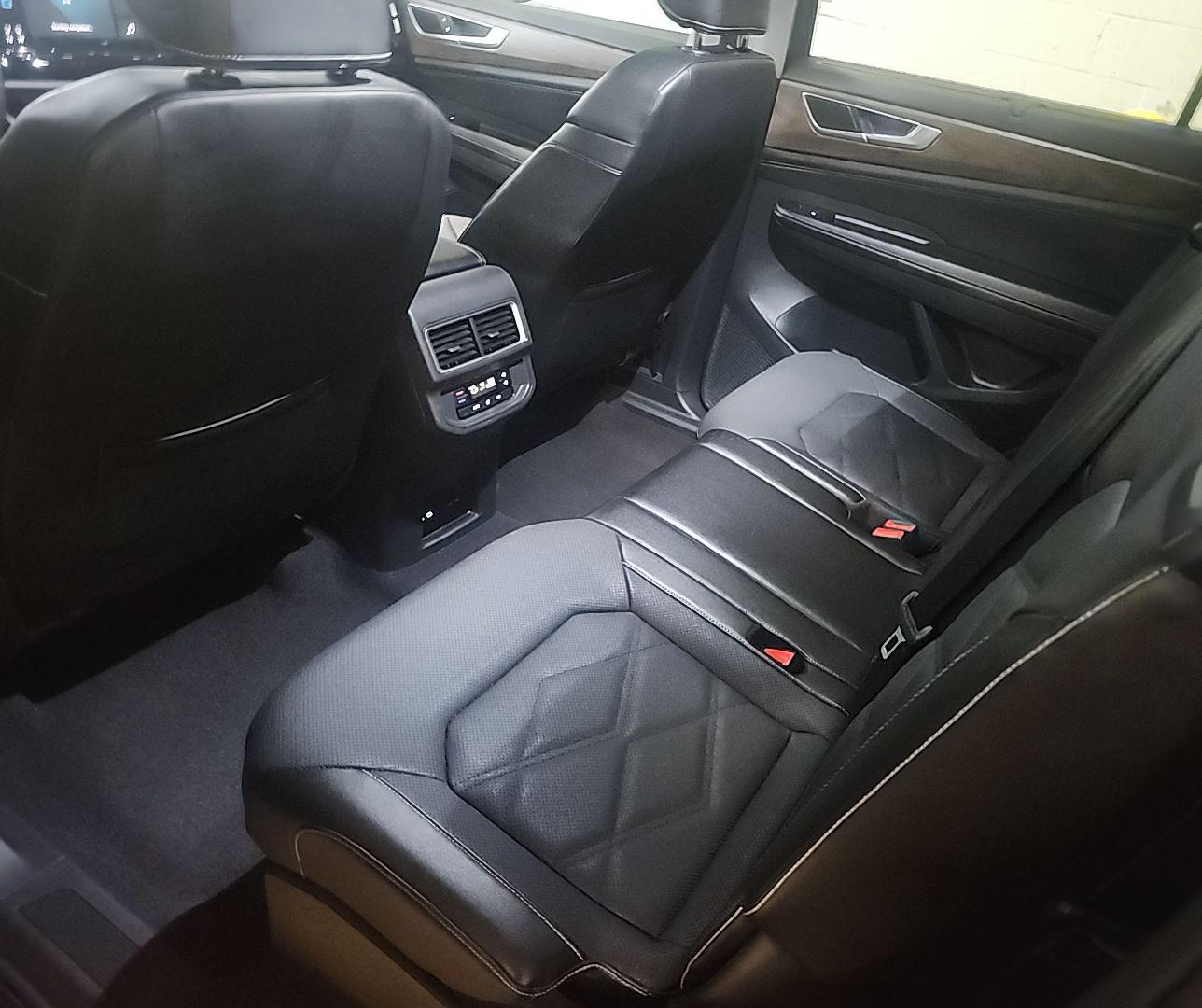 2024 Volkswagen Atlas 2.0t Se W/technology vin: 1V2HR2CAXRC564175