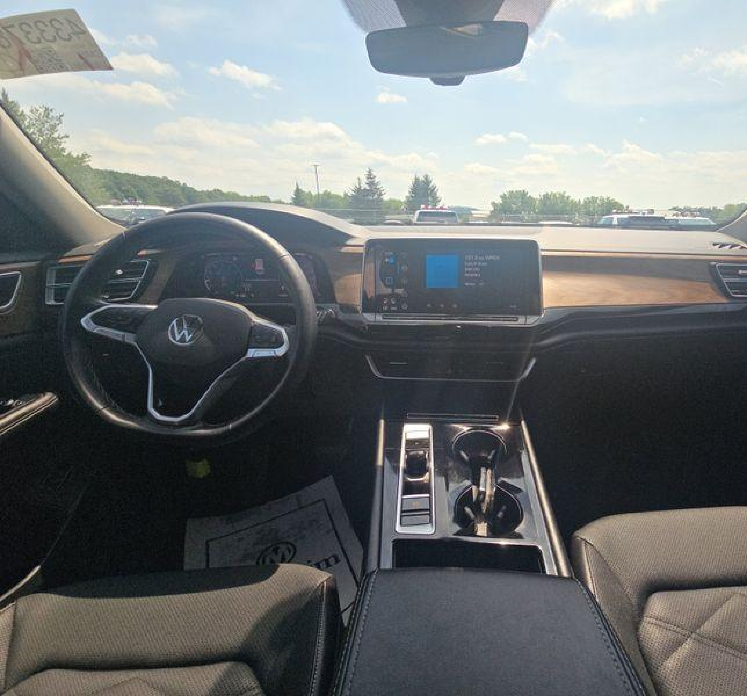 2024 Volkswagen Atlas 2.0t Se W/technology vin: 1V2HR2CAXRC564712