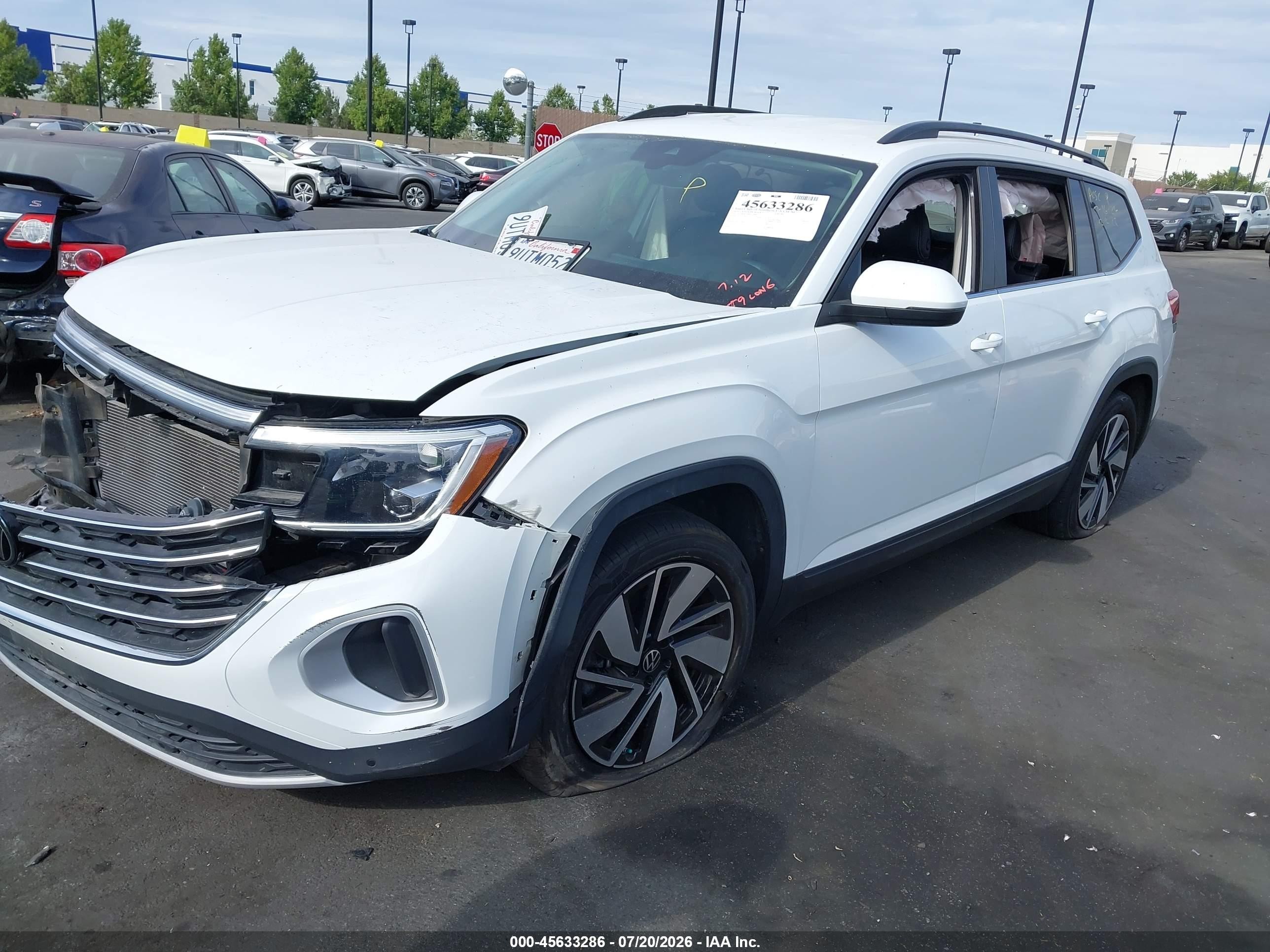 2024 Volkswagen Atlas 2.0t Se W/technology White vin: 1V2HR2CAXRC570607