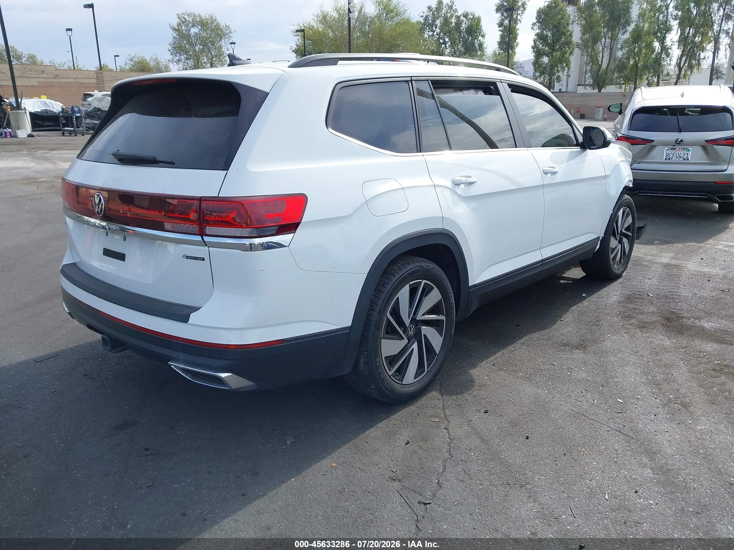 2024 Volkswagen Atlas 2.0t Se W/technology White vin: 1V2HR2CAXRC570607