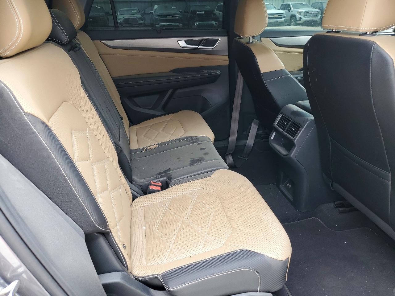 2024 Volkswagen Atlas Cross Sport Se Gray vin: 1V2JE2CA6RC218833