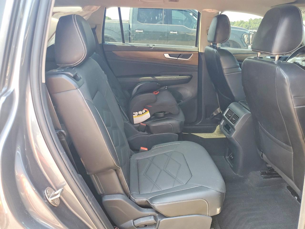 2024 Volkswagen Atlas Se Gray vin: 1V2JR2CA3RC551799