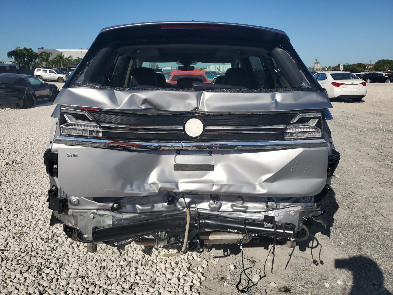 2025 Volkswagen Atlas Se Gray vin: 1V2JR2CA4SC559139