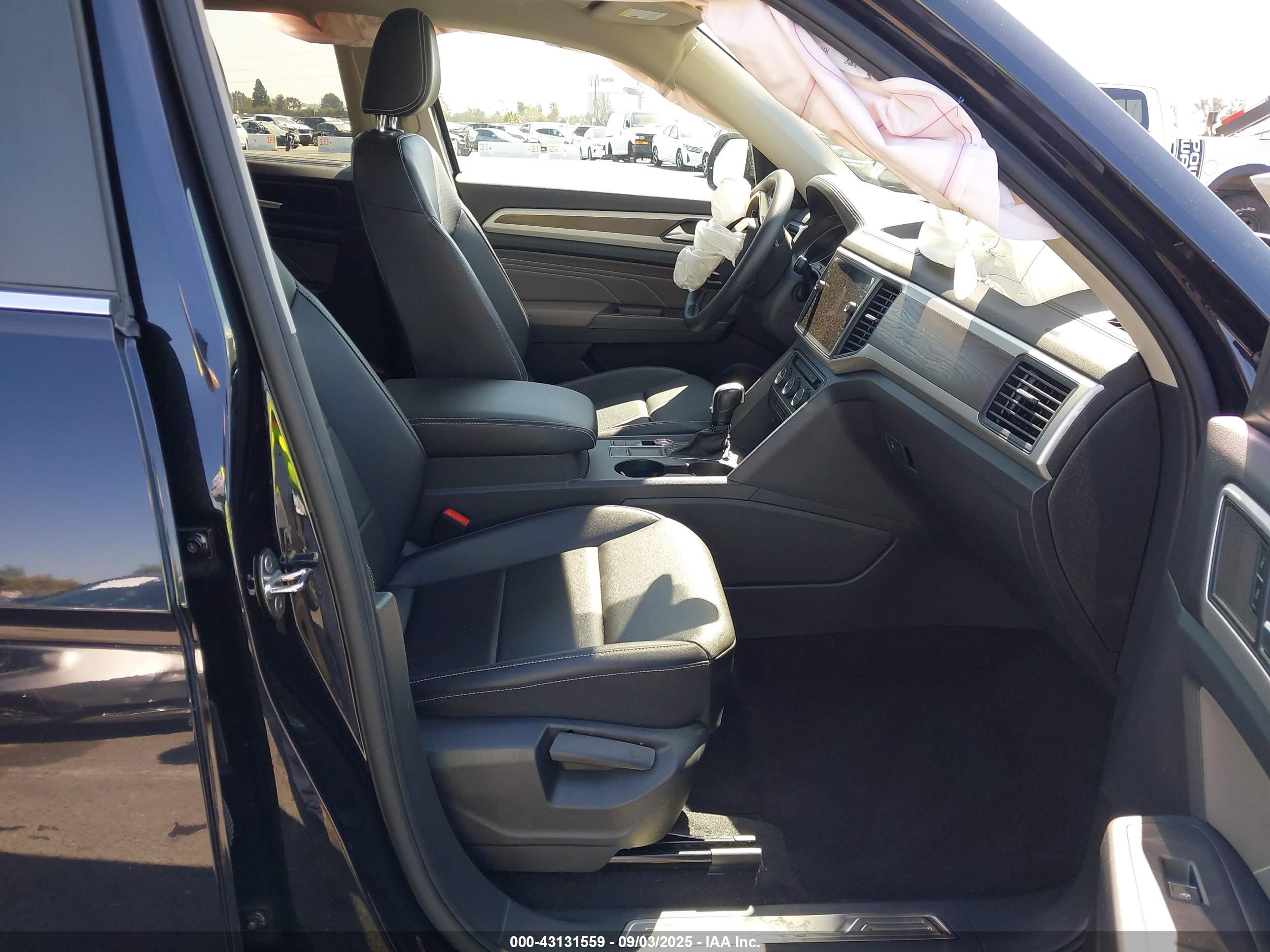 2021 Volkswagen Atlas 3.6l V6 Se W/technology Черный vin: 1V2JR2CA5MC570797
