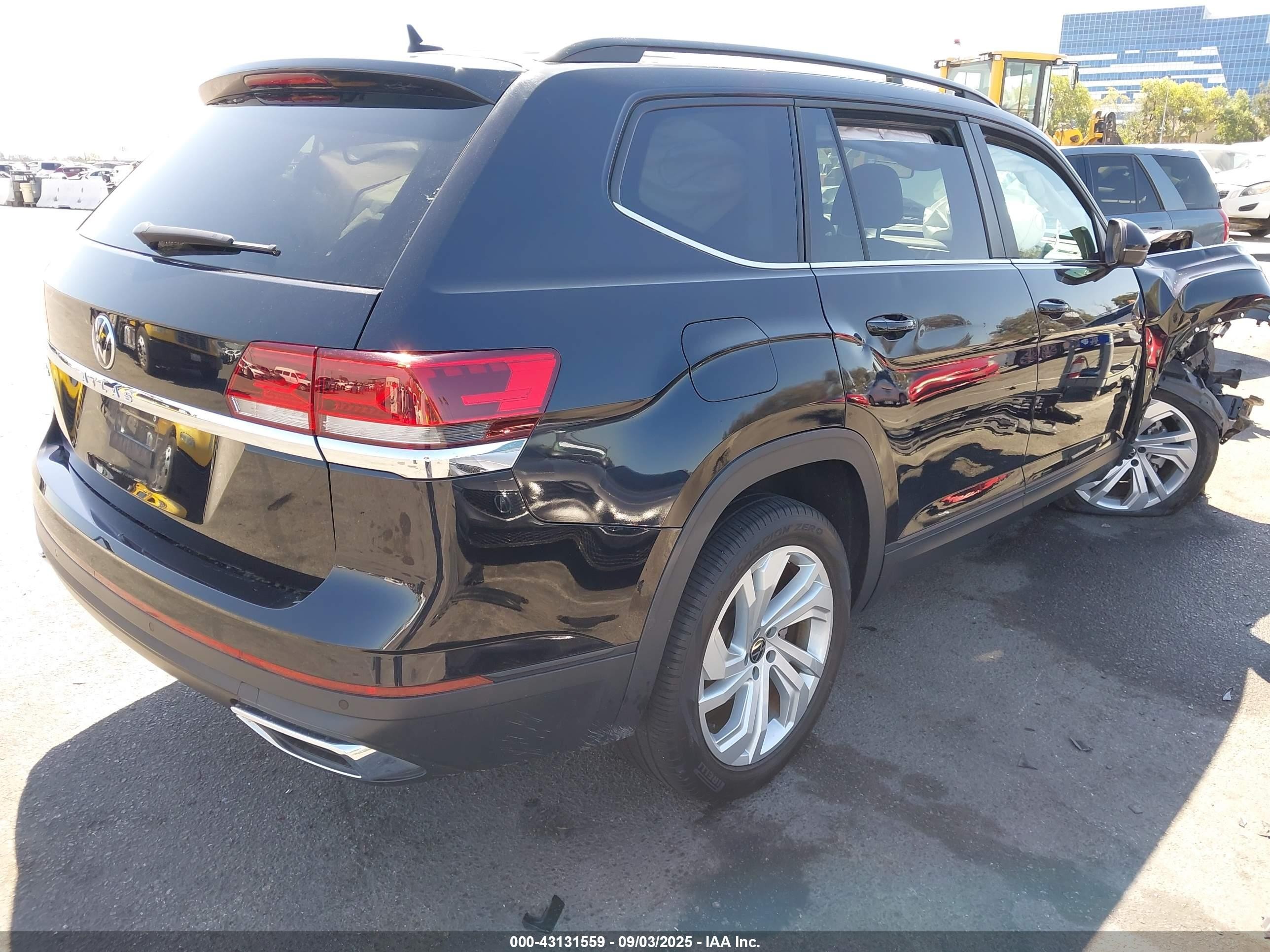 2021 Volkswagen Atlas 3.6l V6 Se W/technology Черный vin: 1V2JR2CA5MC570797
