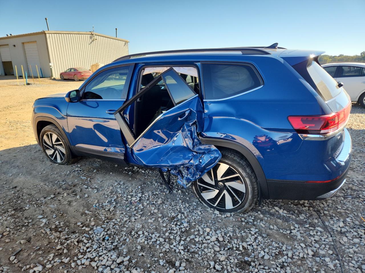 2025 Volkswagen Atlas Se Blue vin: 1V2JR2CA5SC541846