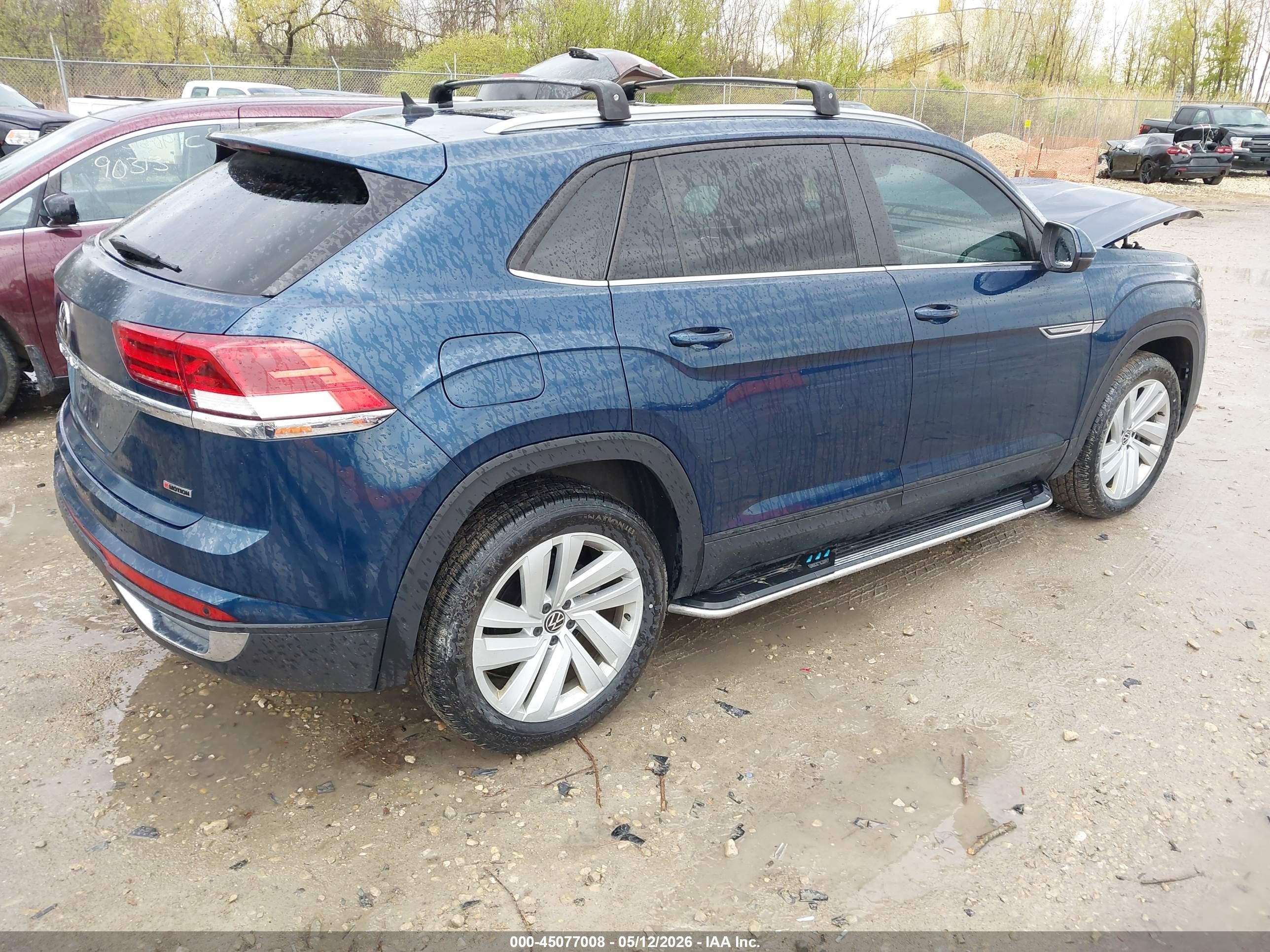 2021 Volkswagen Atlas Cross Sport 2.0t Se W/technology Синий vin: 1V2KC2CA6MC224392