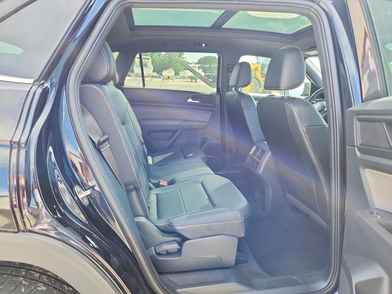 2021 Volkswagen Atlas Cross Sport Se Черный vin: 1V2KC2CAXMC241230