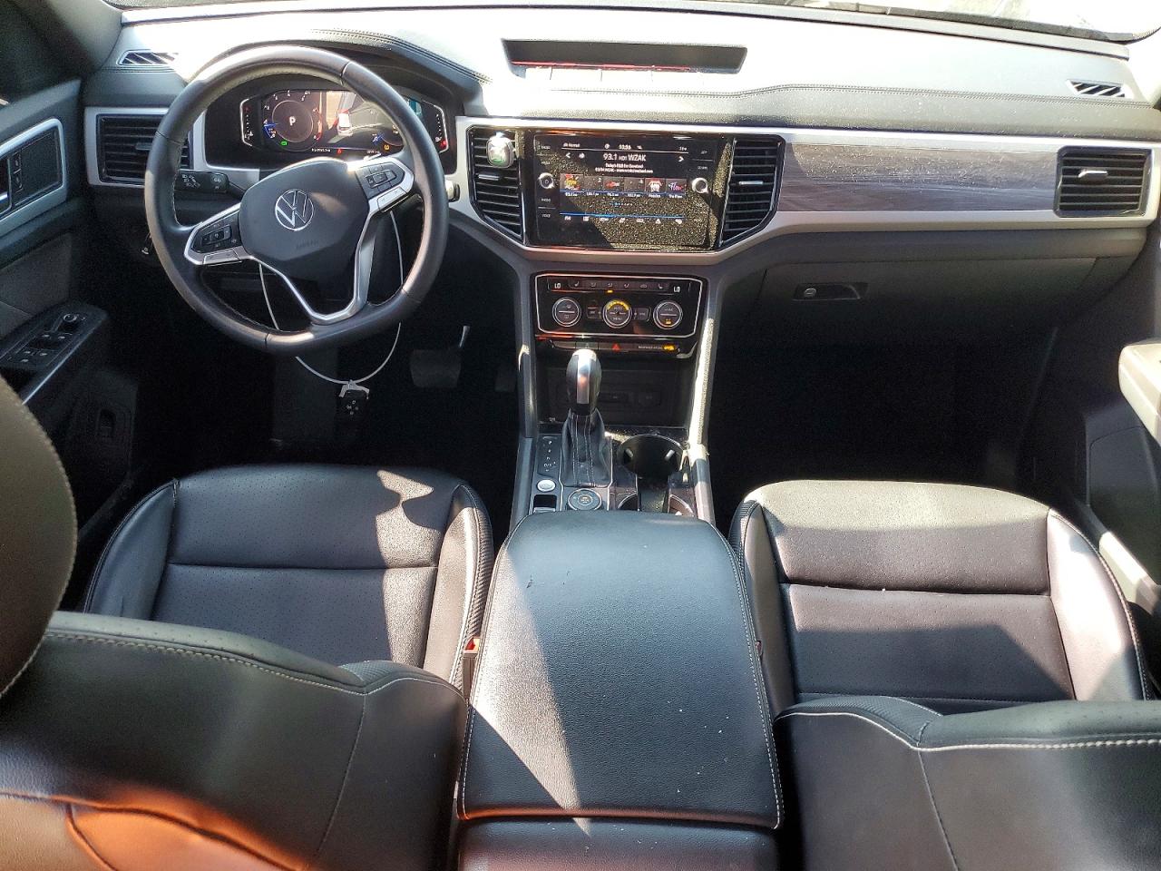 2022 Volkswagen Atlas Cross Sport Se Серый vin: 1V2KE2CA3NC206718
