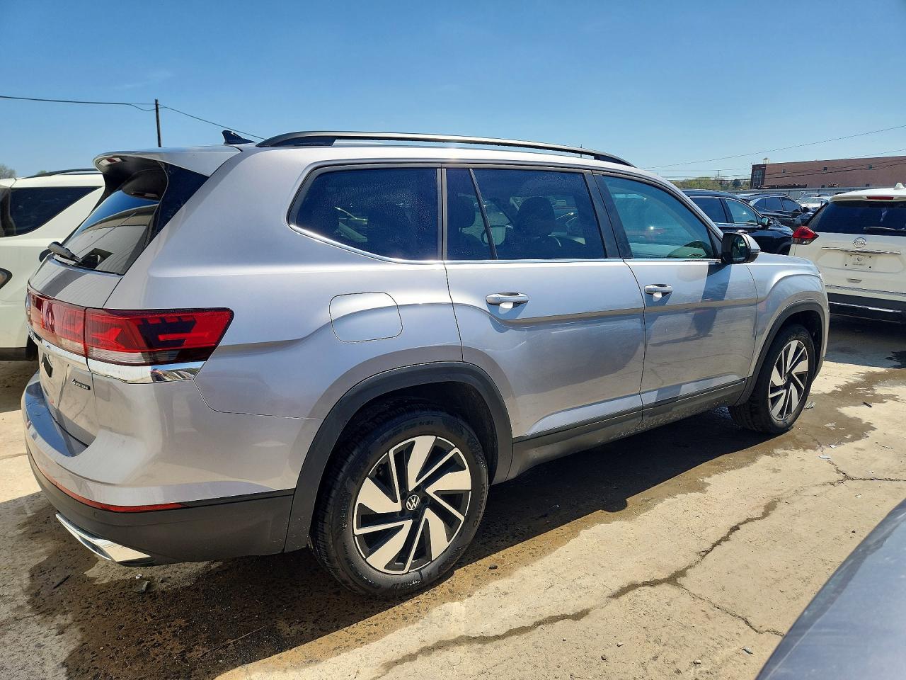 2024 Volkswagen Atlas Se Серебряный vin: 1V2KR2CA1RC526761