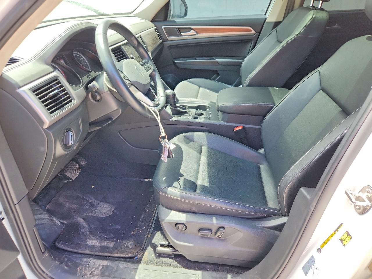 2021 Volkswagen Atlas Se White vin: 1V2KR2CA3MC519304