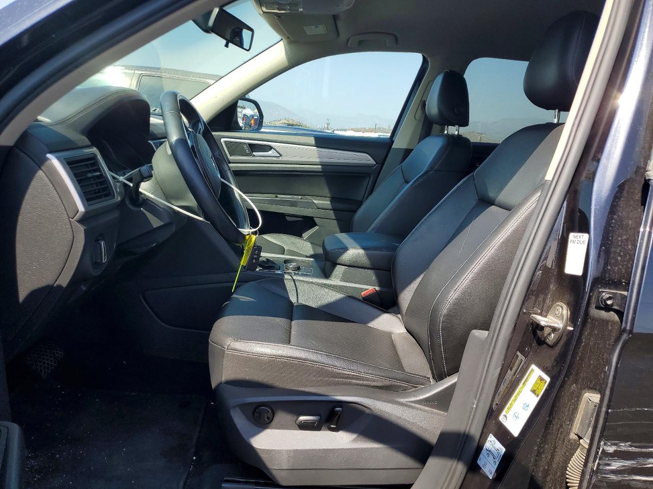 2018 Volkswagen Atlas Se Black vin: 1V2KR2CA4JC574999