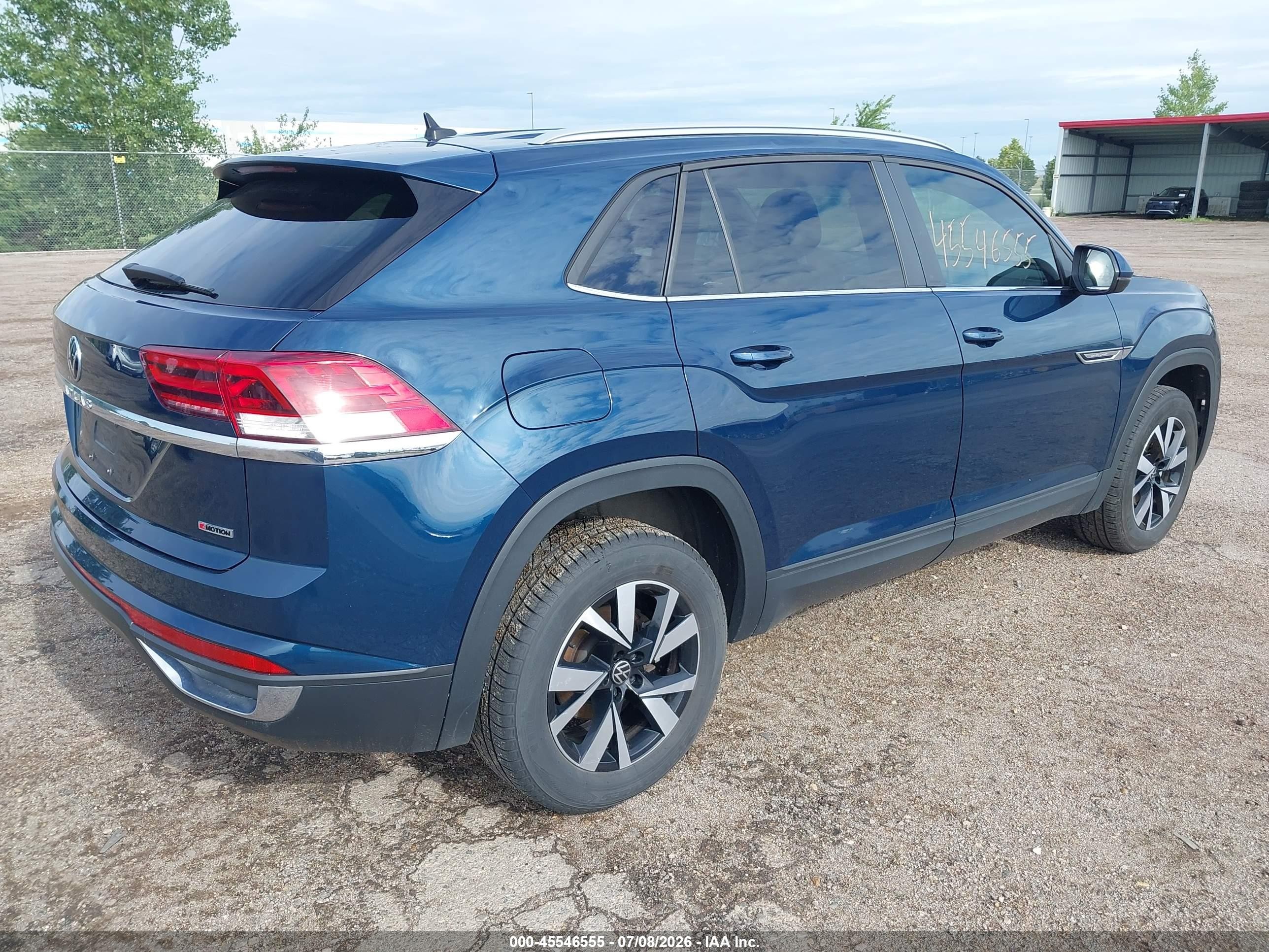 2021 Volkswagen Atlas Cross Sport 2.0t Se Blue vin: 1V2LC2CA7MC229556