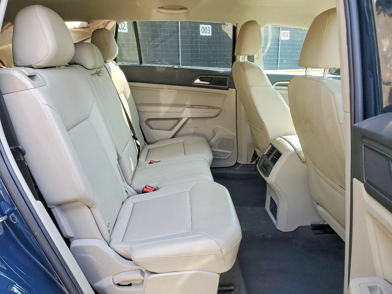 2018 Volkswagen Atlas Se Blue vin: 1V2LR2CA0JC542751