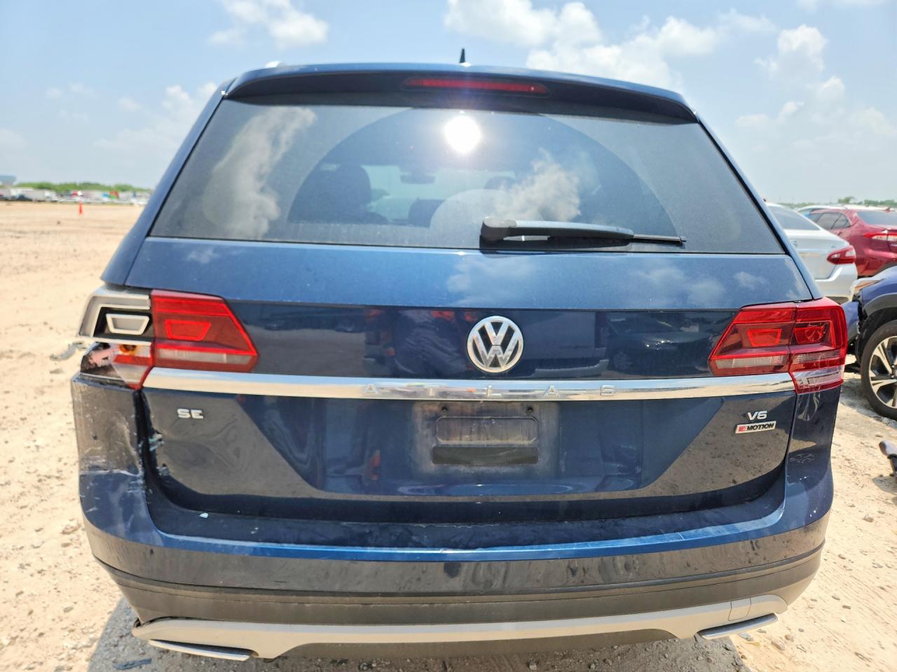 2018 Volkswagen Atlas Se Blue vin: 1V2LR2CA7JC538194