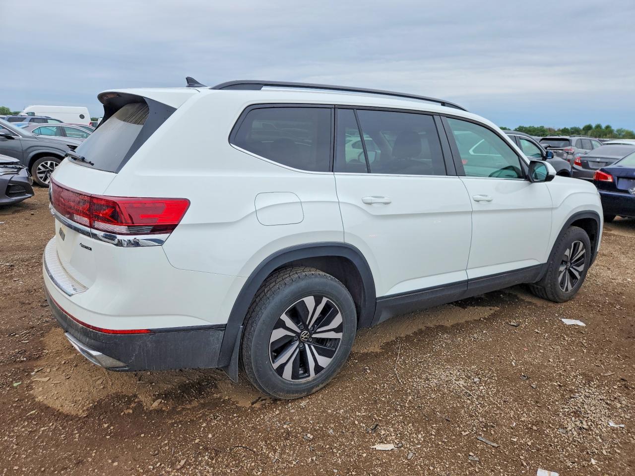 2024 Volkswagen Atlas Se White vin: 1V2LR2CA7RC509225
