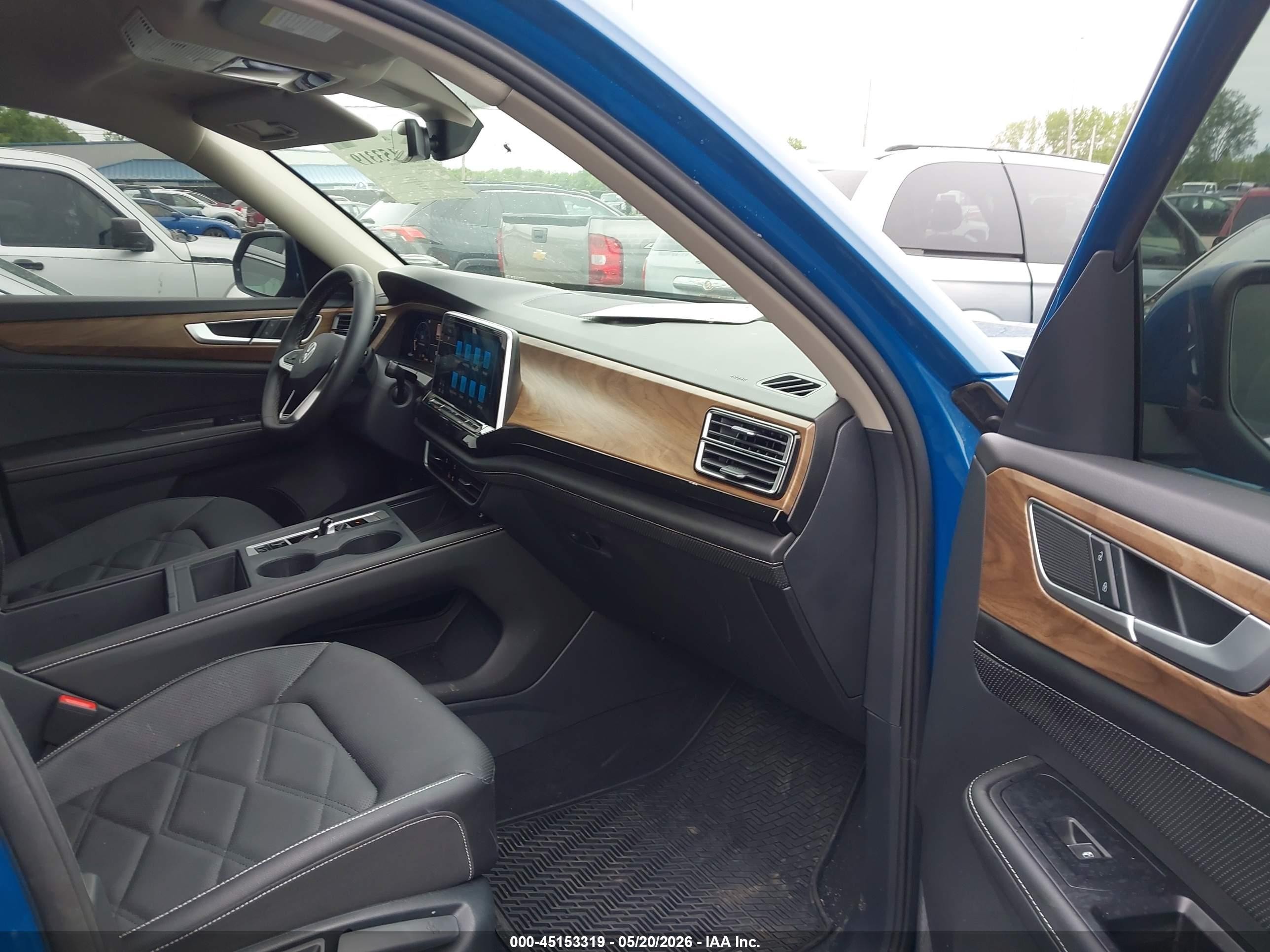2025 Volkswagen Atlas 2.0t Se Blue vin: 1V2LR2CA7SC523390