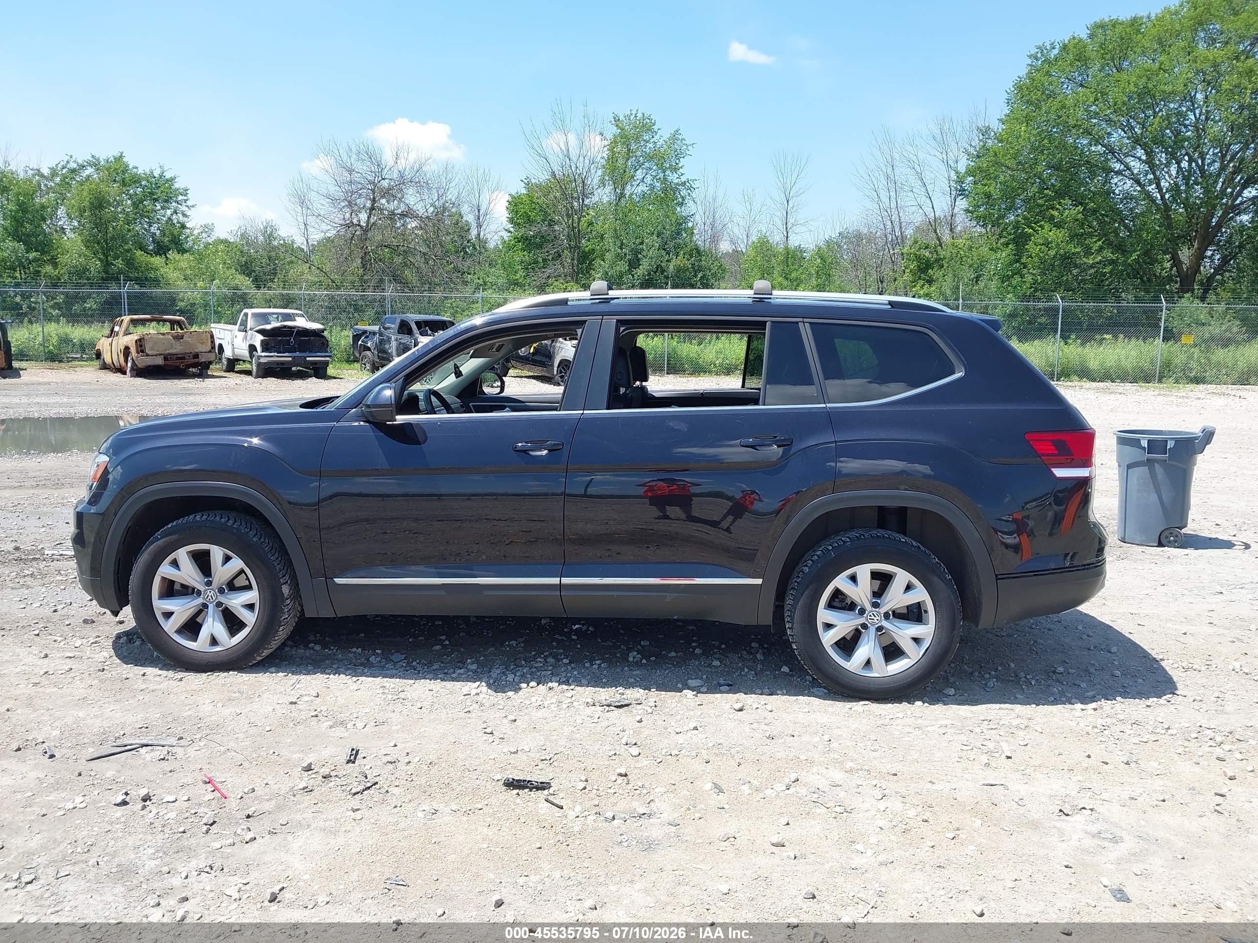 2018 Volkswagen Atlas 3.6l V6 Sel Blue vin: 1V2MR2CA2JC594273