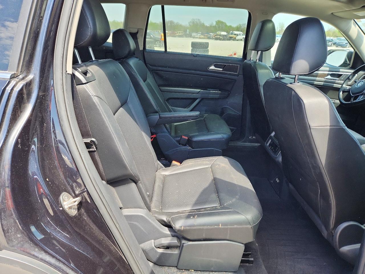 2018 Volkswagen Atlas Sel Black vin: 1V2MR2CA4JC573554